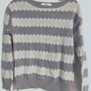 Gray and White Zig Zag Lace Jumper (M)